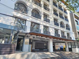 Q Space Sathorn - Narathiwas 18 - 5