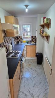 Spacious Central Reading Flat, 2 Double Beds, Wi-Fi, Parking - 7