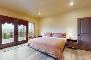 Hill House - 2