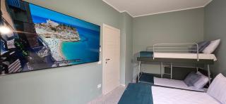 DANIEL SUPERIOR APARTMENTS - Tropea City Center - 250m from the Train Station - 5