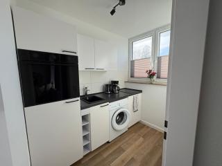 Modern, quiet apartment with balcony & parking space - 2