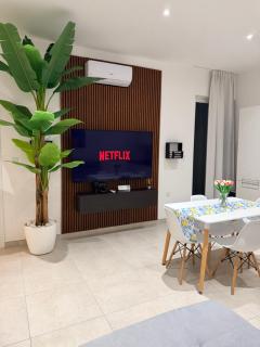 The White Balcony - 9