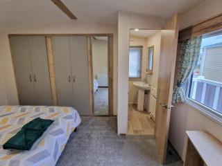 Cwtch Holiday Retreat, White Horse - 6