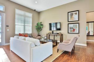 Luxurious Townhome W/ Free WiFi, Themed Kids Room & Shared Resort-Style Pool - 6