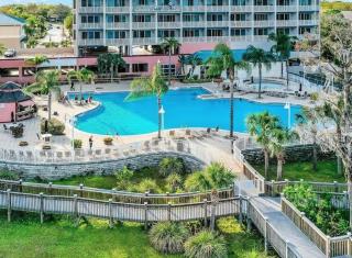 Charming home boasting waterfront views with pool and wifi - 0
