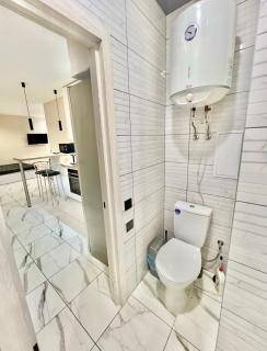 Троїцька площа 3 Квартира Самий Центр Окремий Вхід - 2