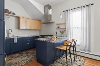 Modern West End Townhome 3BR 2BA - 9