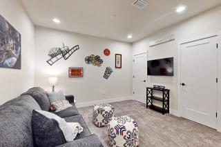 Beautiful home with private pool and space for the whole family - 8
