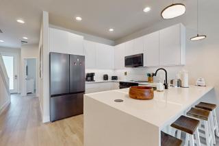 Beautiful home with private pool and space for the whole family - 1