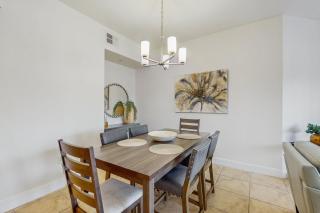 Dog-Friendly Condo with Gym, WiFi, Balcony - Close to Theme Parks - 4