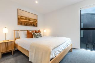 Brand New Townhouse With The X Factor - 7