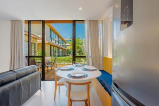 GB144 Lindo Apto com 3 suítes, Cond. Pé na Areia - 5