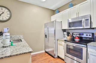 Luxurious Townhome W/ Free WiFi, Themed Kids Room & Shared Resort-Style Pool - 1