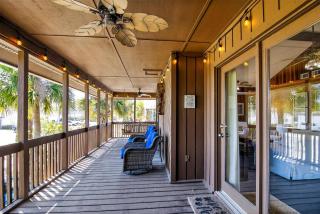 Jack's Tybee Treehouse - 7