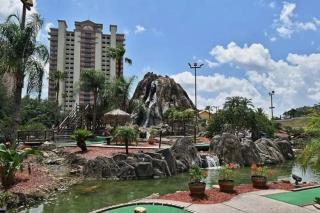 Lakefront condo with beautiful views, wifi, central AC, shared pool, & hot tub - 7