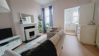 Virginia Gardens Flat - 9