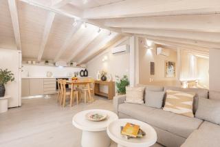 Pythagoreio Blue Street Upper Floor Apartment - 0