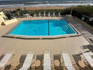 Luxury, Direct Oceanfront Unit and Balcony, Southeast Corner, Heated Pool, Garage Parking - 1