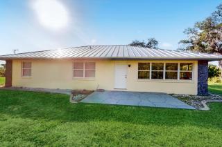 Classic home close to Lake Placid with modern updates, W/D, AC, & patio - 9