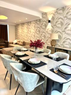 Skylucy Seafront Penthouse - 5