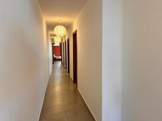 Spacious 3 Bedroom with Balcony & AC - 8