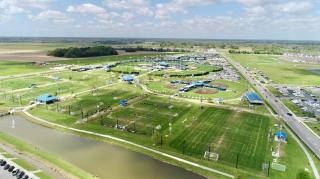 New Double Play Cottage Near Sports Complex - 4