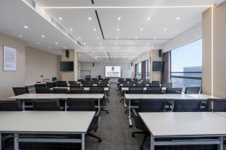 艺龙万国酒店广州白云国际机场店 - 4