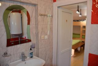 Budget Hostel in Mestia - 6