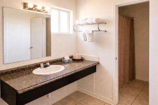 Alvin Extended Stay - 4