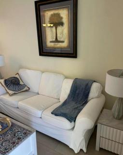 Spacious gulf front condo near beaches and shopping - 6
