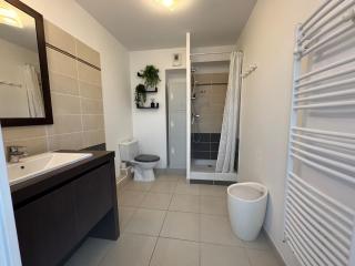 Sète l Studio Vue Mer l Piscine l 1min des Plages - 2