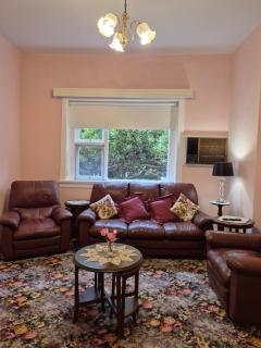 Botanical Cottage - 6