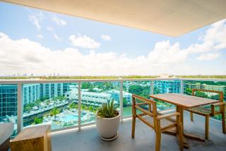 1 Hotel 1 Bedroom 1 and Half Bathroom Beachfront Residence With Balcony - 3