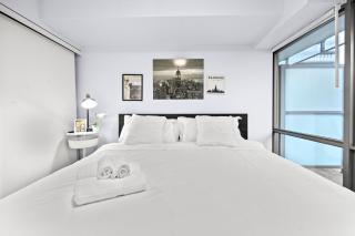 Stylish 2BR Downtown Sanctuary - Free Parking - 2