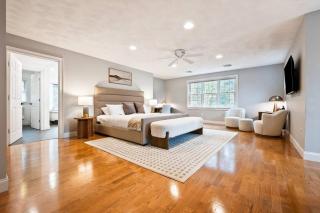Luxury Modern 2 King Suites-Hot Tub-Hike-Sleeps 12 - 2