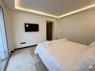 Spacious apartment with private terrace and secure parking in the heart of Casablanca - 5