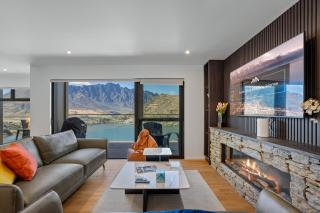Summit Haven – Centre | 5BR New Build | 2 Spas - 0