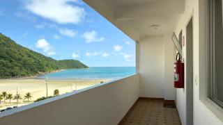 50m da PRAIA, cozinha completa, wi-fi e GARAGEM - 8