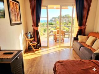 Apt Gwacam 4p village vacances vue mer Ste Anne - 1