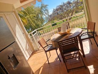 Apt Gwacam 4p village vacances vue mer Ste Anne - 2