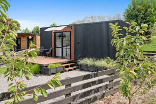 Country Cabin - Escape to the Country - 1