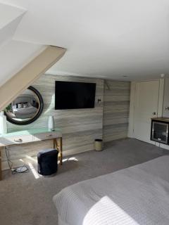 Durham Central Suites - 9