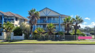 Apartment In Paradise - 0
