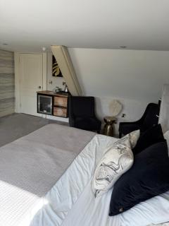 Durham Central Suites - 1