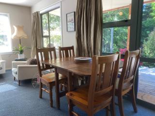 Omarama township location - how good! - 9