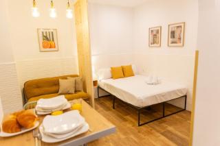 Stylish Studio I AC I Plaza Merced 2min I Center - 1