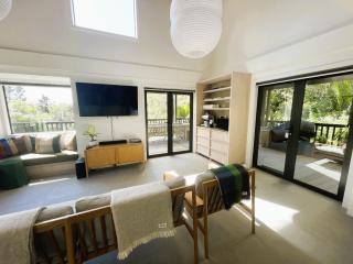 Matakana Retreat - Luxury Off Grid Lodge in Nature - 8