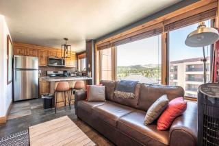 Village at Breckenridge 4604 Sunny Ski in & Out King Studio Open Hot Tubs & Pool - 1