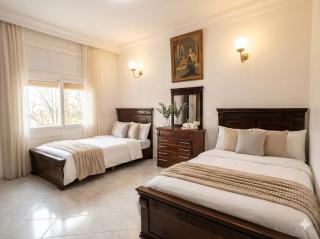 Palace with Private Pool - 4