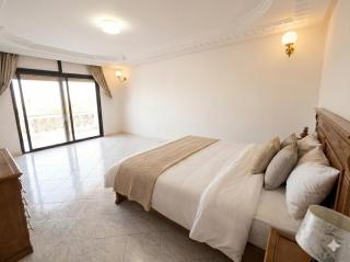 Palace with Private Pool - 8